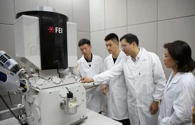 人工光合作用获重大突破 《自然》揭示新型光催化剂原理